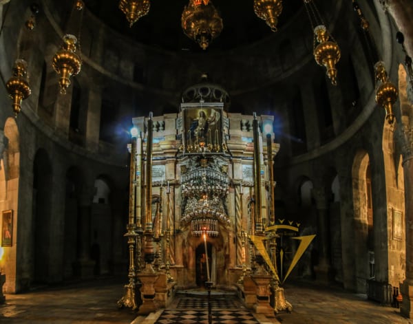 Photo: Tomb of Jesus in Jerusalem, by Joe Hani, 2020
